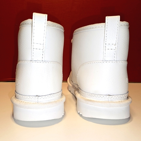 UGG Big Kid's 4 Neumel II Grade School Boot leather - Picture 3 of 9